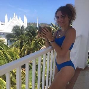 Meet your Posher, Sabrina